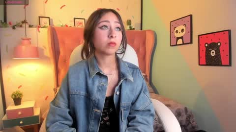 Snapshot of cloe_martinez_ chatting on December 2024 01:39:01 AM Cloe online show from December 2024 01:39:01 AM