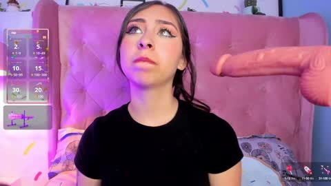 Snapshot of cloe_martinez_ chatting on January 2025 08:36:02 PM Cloe online show from January 2025 08:36:02 PM