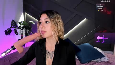 Snapshot of cloe_palmeer chatting on February 2025 09:09:01 PM cloe_palmeer online show from February 2025 09:09:01 PM