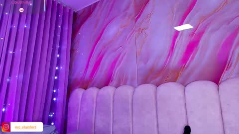 Snapshot of cloe_stanfort chatting on February 2026 07:19:02 PM Cloe Stanfort online show from February 2026 07:19:02 PM