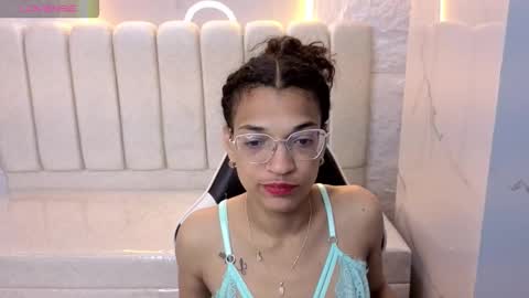 Snapshot of cloe_tx_ chatting on October 2025 07:51:01 AM cloee online show from October 2025 07:51:01 AM