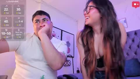 Snapshot of cloe_x_billy chatting on November 2025 04:40:02 PM Cloe x Billy online show from November 2025 04:40:02 PM