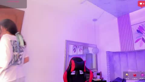 Cloe x Billy online show from April 2026 12:31:01 PM
