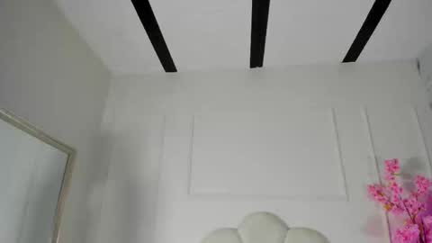 cloedurant online show from September 2025 07:59:02 PM