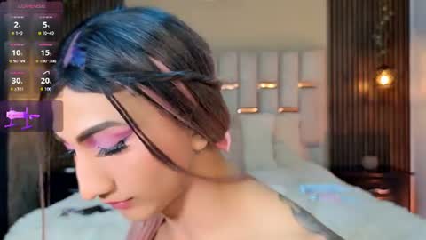Snapshot of cloee_cameron chatting on June 2026 03:10:02 PM cloee_cameron online show from June 2026 03:10:02 PM