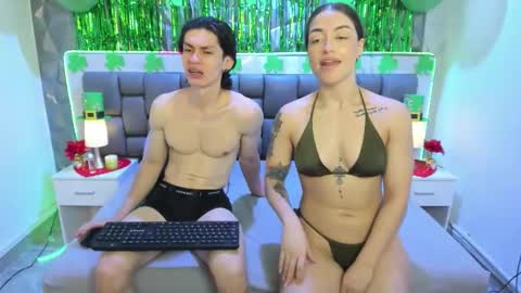 Snapshot of cloeymiller chatting on March 2026 12:56:02 PM Cloe y Miller online show from March 2026 12:56:02 PM