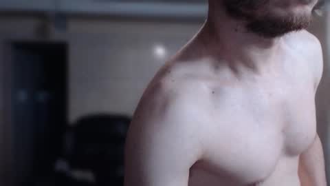 Juank online show from November 2025 09:02:02 PM