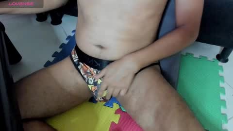 Snapshot of cloudy_pigdude chatting on February 2025 06:42:02 PM CRISTIAN online show from February 2025 06:42:02 PM