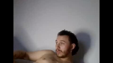 Snapshot of cloudyydayzz chatting on March 2026 12:27:01 PM tallhungandcloudy online show from March 2026 12:27:01 PM