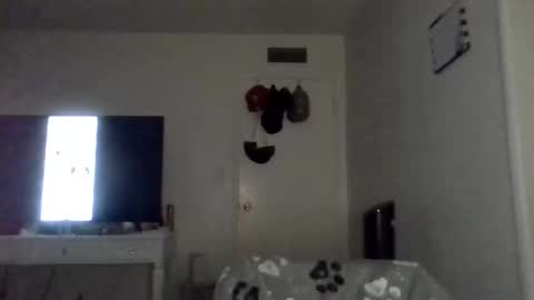 Snapshot of cloudyydayzz chatting on March 2026 06:36:01 AM tallhungandcloudy online show from March 2026 06:36:01 AM