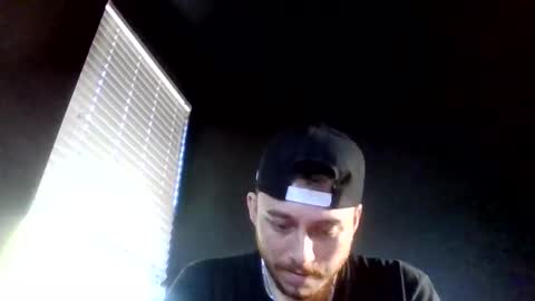 tallhungandcloudy online show from May 2026 01:22:01 AM