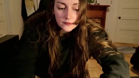 Snapshot of clover_tully chatting on September 2025 05:33:02 AM Clover online show from September 2025 05:33:02 AM