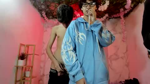 club_latinboys online show from May 2026 12:27:02 AM