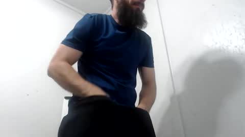Maxxdieselx69 online show from May 2026 06:37:02 PM