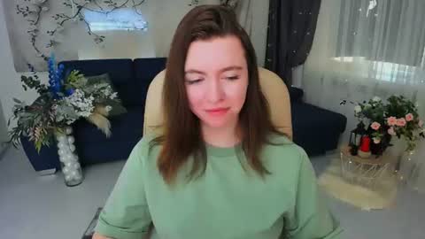 Molly online show from June 2026 05:17:02 AM