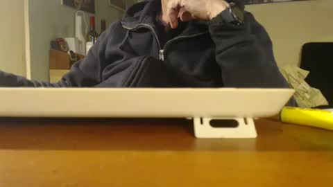 Snapshot of cobi08 chatting on February 2025 08:42:01 PM cobi08 online show from February 2025 08:42:01 PM