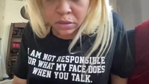 Snapshot of cocanutt_ chatting on December 2025 06:24:02 PM CocaNutt online show from December 2025 06:24:02 PM