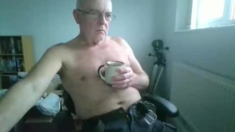 coccalad online show from January 2026 10:06:02 AM