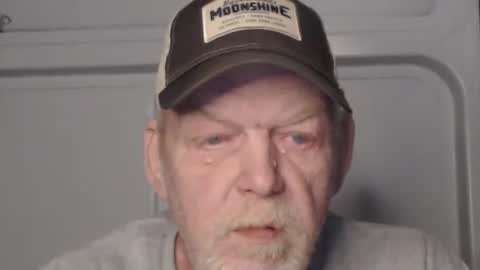 Snapshot of cockreadynow4u chatting on December 2024 04:11:01 AM cockreadynow4u online show from December 2024 04:11:01 AM