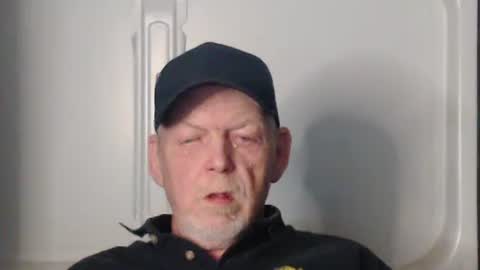 Snapshot of cockreadynow4u chatting on October 2025 06:05:02 AM cockreadynow4u online show from October 2025 06:05:02 AM