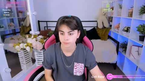 Olivia online show from October 2025 05:52:02 AM