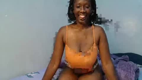 Snapshot of cocoalush9819 chatting on December 2025 06:17:01 PM cocoalush9819 online show from December 2025 06:17:01 PM