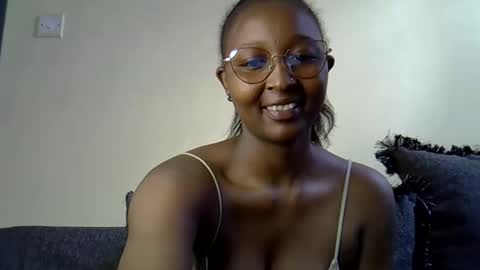 Snapshot of cocobaby_ chatting on March 2026 11:21:02 AM Coco online show from March 2026 11:21:02 AM