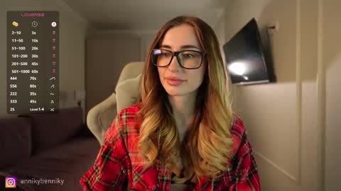 Snapshot of coconutaura chatting on October 2025 04:48:02 PM Anna online show from October 2025 04:48:02 PM