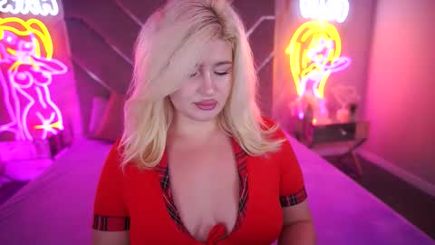 onlyfans amyleyy online show from October 2025 01:34:01 PM