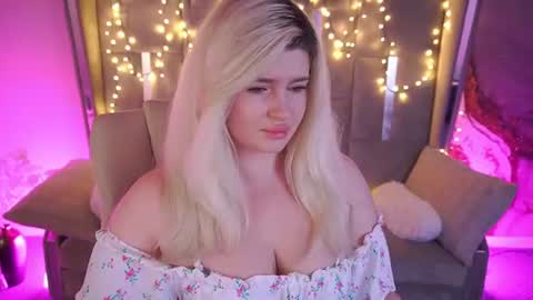 onlyfans amyleyy online show from June 2026 07:18:01 AM