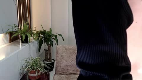 Snapshot of coddy_doll chatting on December 2025 11:33:02 PM Coddy online show from December 2025 11:33:02 PM