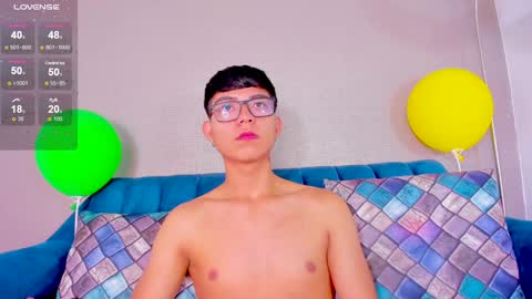 Snapshot of codytwink_ chatting on January 2025 01:20:02 PM Cody online show from January 2025 01:20:02 PM