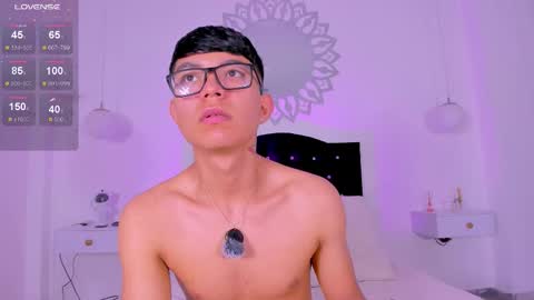 Snapshot of codytwink_ chatting on February 2026 03:52:02 PM Cody online show from February 2026 03:52:02 PM