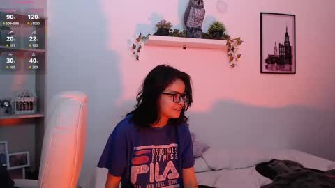 Phia And Luna online show from October 2025 03:40:01 AM