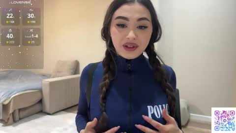 Yumi online show from May 2026 11:11:01 PM