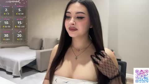Yumi online show from July 2026 10:34:01 PM