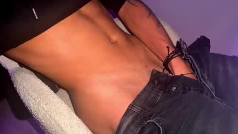 coitzzz online show from October 2025 06:24:01 AM