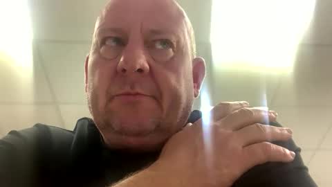 Snapshot of col4nows chatting on October 2025 11:54:02 AM col4nows online show from October 2025 11:54:02 AM