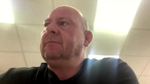 Snapshot of col4nows chatting on October 2025 10:03:02 AM col4nows online show from October 2025 10:03:02 AM