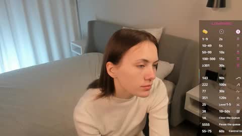 Carry online show from October 2025 01:12:02 AM