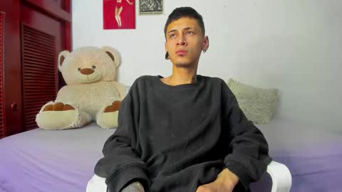 Snapshot of cold_snow13 chatting on October 2025 08:24:02 AM cold_snow13 online show from October 2025 08:24:02 AM