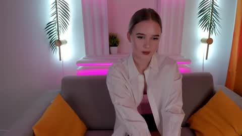 cold_watterfall online show from February 2026 01:39:02 AM