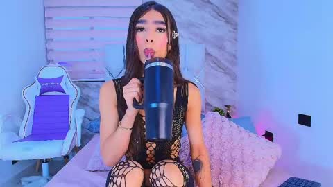 colett online show from June 2026 11:58:01 AM