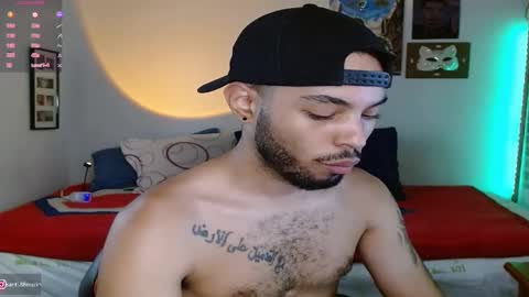 Snapshot of colinlatinbrown chatting on January 2025 05:41:01 PM IG online show from January 2025 05:41:01 PM