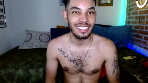 Snapshot of colinlatinbrown chatting on February 2025 06:09:02 PM IG online show from February 2025 06:09:02 PM
