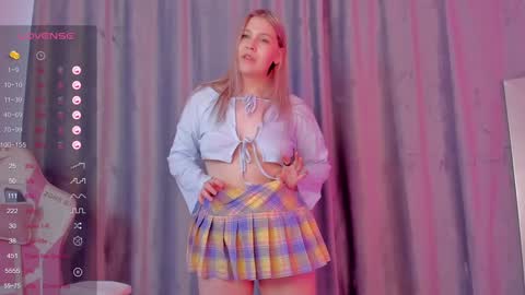 Snapshot of colleen_blake chatting on January 2025 06:28:02 AM Collen Mon Tue Wed Thu Fri GMT 3 0300am - 0900am online show from January 2025 06:28:02 AM