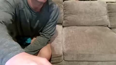 collegebroa online show from November 2025 02:35:01 AM