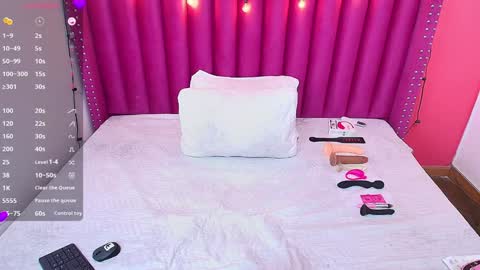 Snapshot of collegepawglovedaddy chatting on February 2025 08:06:02 PM MEGAN online show from February 2025 08:06:02 PM