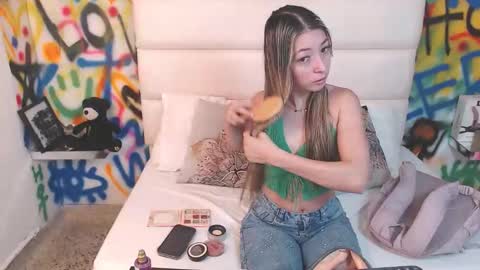 Snapshot of collins_aria chatting on December 2025 11:49:02 AM valentina online show from December 2025 11:49:02 AM