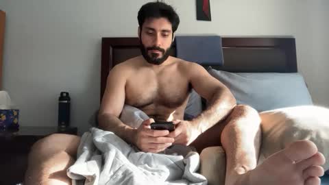 colombianstud94 online show from April 2026 12:59:01 PM